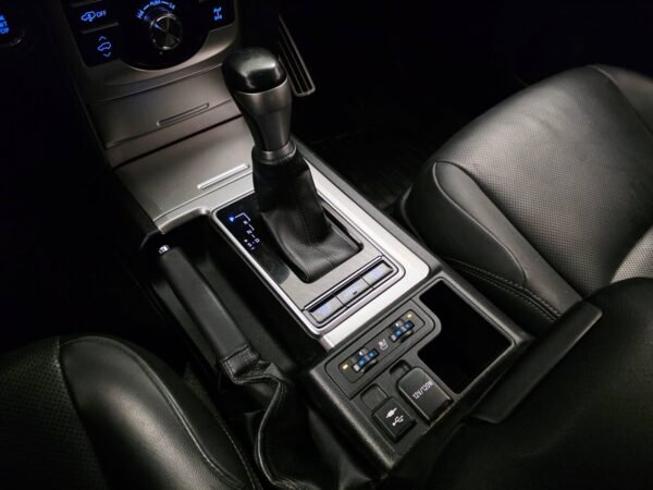 24 Toyota Land Cruiser 2.8 D-4D GX