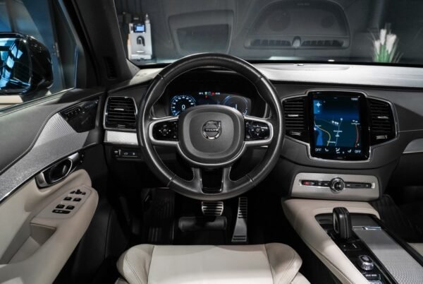 Volvo XC90 T8 R-Design Polestar AWD