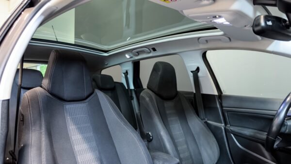 Peugeot 308 SW BlueHDi 120