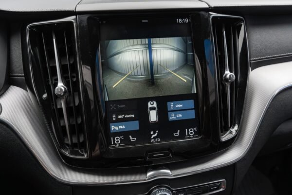 Volvo XC60 T8 AWD R-Design