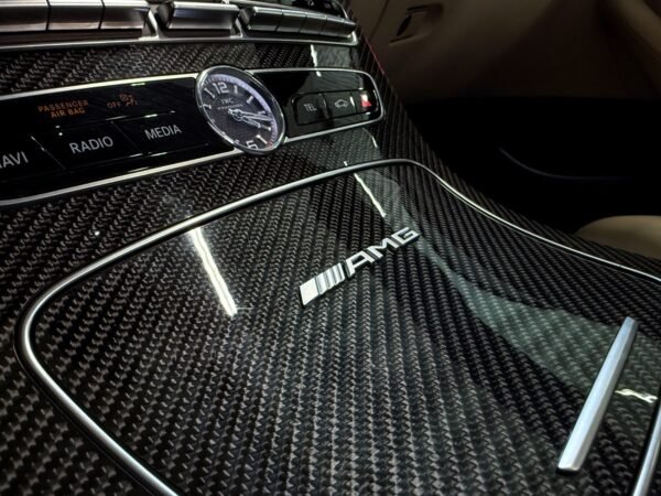 28 Mercedes-Benz Classe E 63 S 4MATIC+