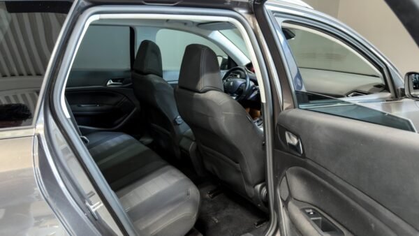 Peugeot 308 SW BlueHDi 120