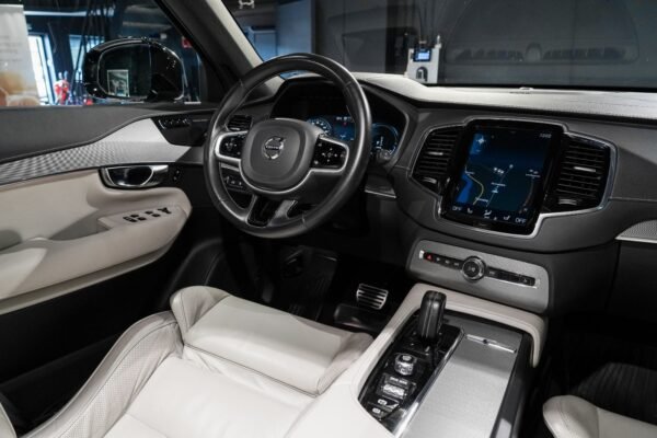 Volvo XC90 T8 R-Design Polestar AWD