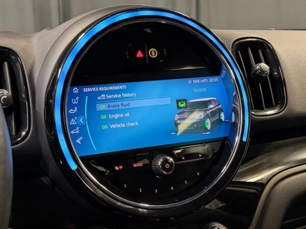 29 MINI Countryman Cooper SE ALL4 Experience