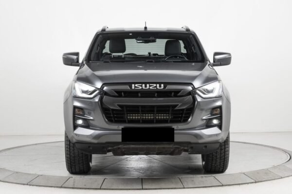 Isuzu D-Max 1.9 Double Cab Black Edition 4D Aut