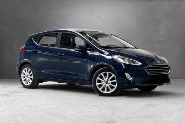 3 Ford Fiesta Faible km|Croisière|DAB|Climat|Sièges chauffants