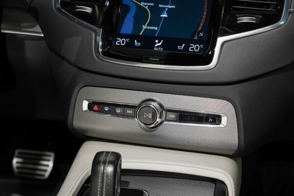 Volvo XC90 T8 R-Design Polestar AWD