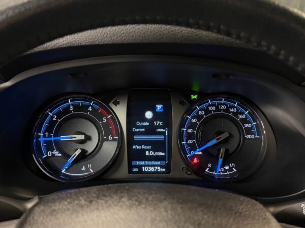 Toyota HiLux 2.8 D-4D X-CAB SR+ 4WD