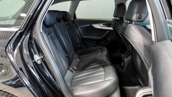 33 Audi A4 2.0 TDI 190 S-Tronic