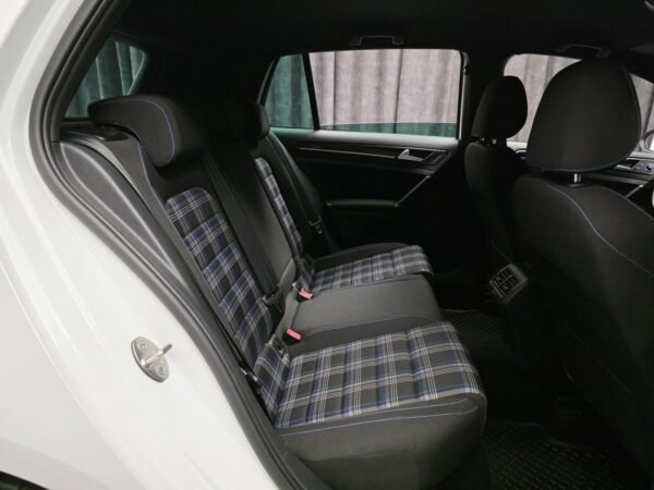 Volkswagen Golf VII GTE 1.4 TSI 204 ch