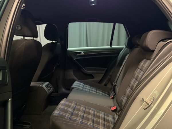 Volkswagen Golf VII GTE 1.4 TSI Plug-in Hybrid Facelift