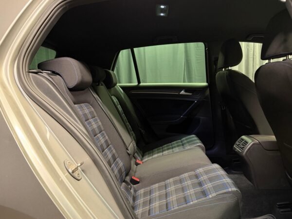 Volkswagen Golf VII GTE 1.4 TSI Plug-in Hybrid Facelift