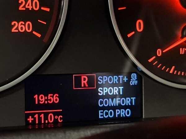 37 BMW X4 xDrive20d M Sport