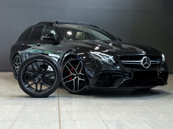 4 Mercedes-Benz Classe E 63 S 4MATIC+