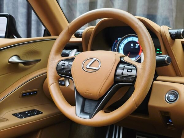 Lexus LC 500 Convertible (Cabriolet)