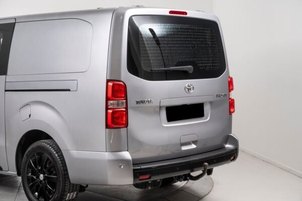 5 Toyota Proace 2,0 D 144 Comfort L2H1 Aut Cruise/Krok/Kamera/Webasto