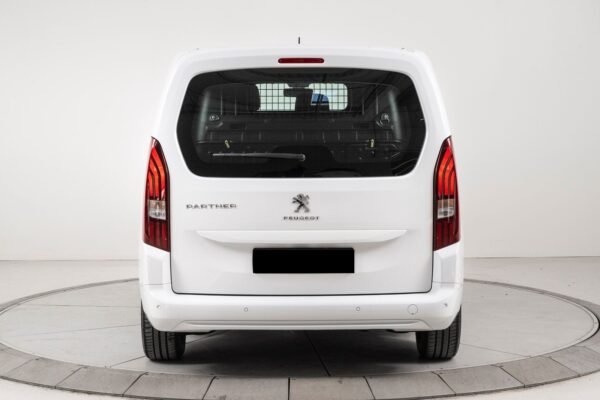 5 Peugeot Partner L1 1.5 BlueHDi 130 EAT8