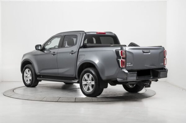 Isuzu D-Max 1.9 Double Cab Black Edition 4D Aut