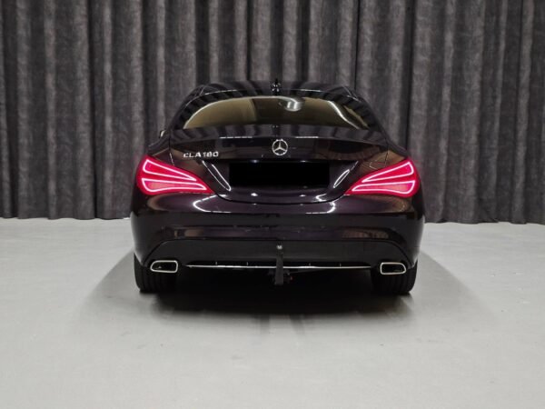 Mercedes-Benz CLA 180 Urban