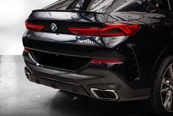 BMW X6 M50i
