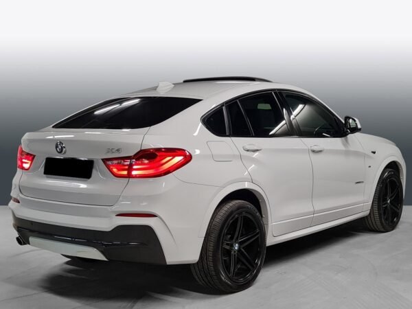 6 BMW X4 xDrive20d M Sport