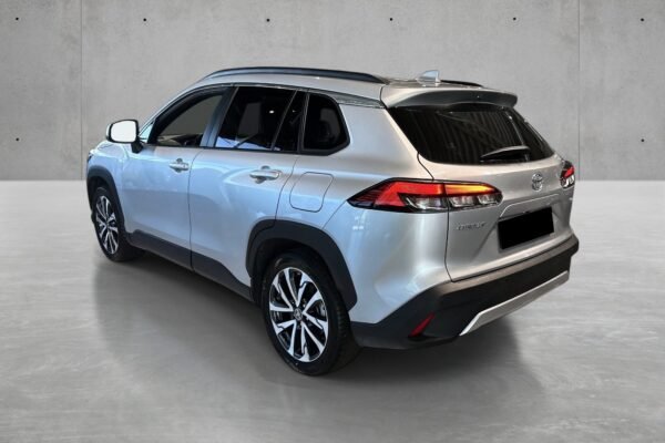 Toyota Corolla Cross 2,0 Hybrid AWD-i Executive