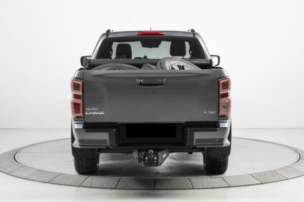 Isuzu D-Max 1.9 Double Cab Black Edition 4D Aut