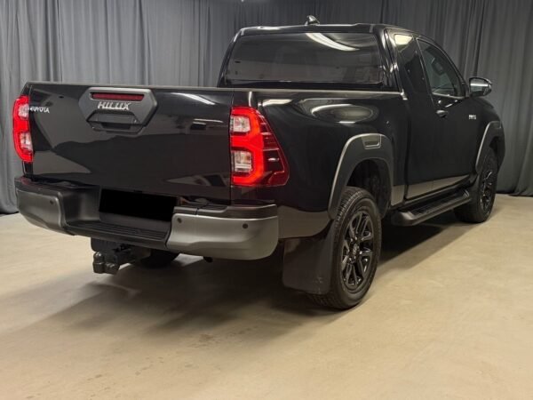 Toyota HiLux 2.8 D-4D X-CAB SR+ 4WD