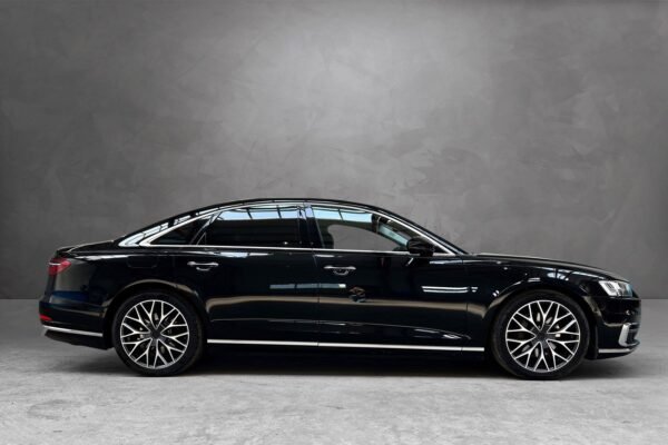Audi A8 3.0 TDI V6 Quattro