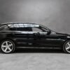 7 Mercedes-Benz Classe C 350 e AMG Line