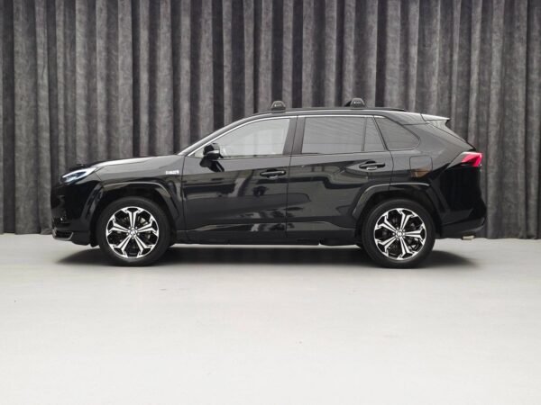 7 Suzuki Across 2.5 PHEV 306 ch E-Four First Edition