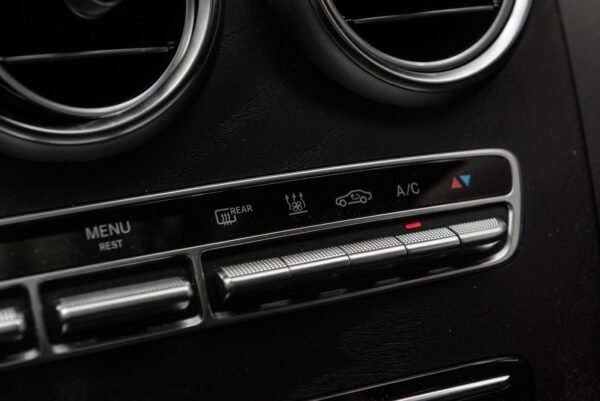 Mercedes-Benz GLC 300 de 4MATIC AMG