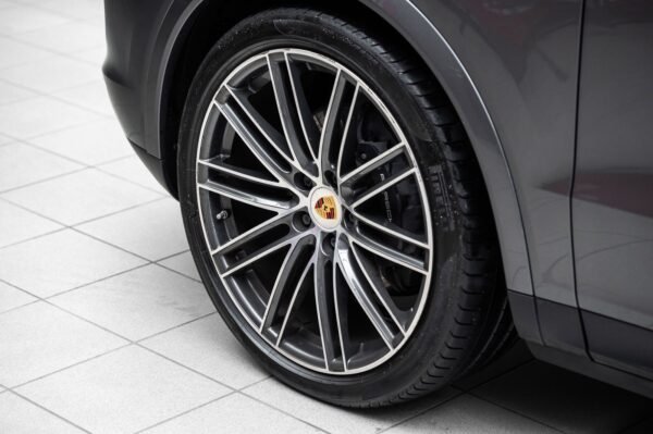 Porsche Cayenne Coupe E-HYBRID 476CH ACC 18-VEIS BOSE LUFT SPORT-CHRONO PDLS+