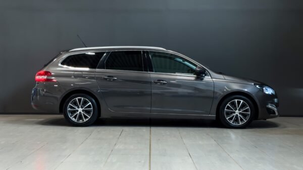 Peugeot 308 SW BlueHDi 120