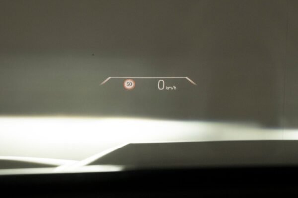 BMW X1 xDrive30e M-sport ACC Krok 360 H&K HUD