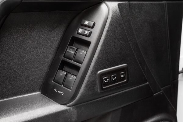 Toyota Land Cruiser Prado 150 2.8 D-4D VX
