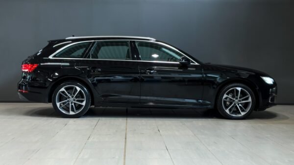 9 Audi A4 2.0 TDI 190 S-Tronic