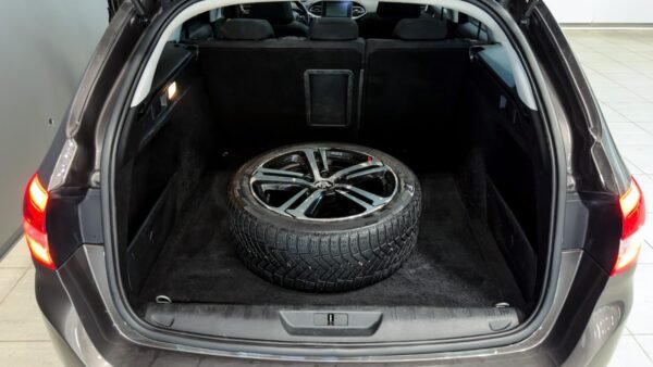 Peugeot 308 SW BlueHDi 120