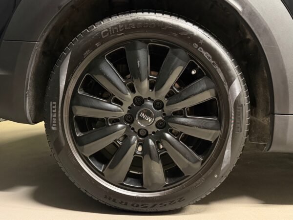 9 MINI Countryman Cooper SE ALL4 Experience