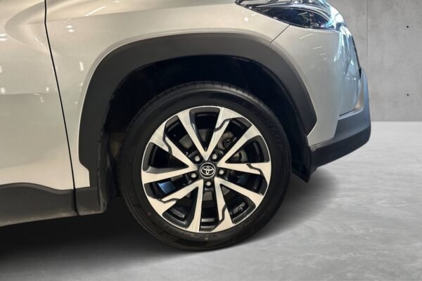 Toyota Corolla Cross 2,0 Hybrid AWD-i Executive